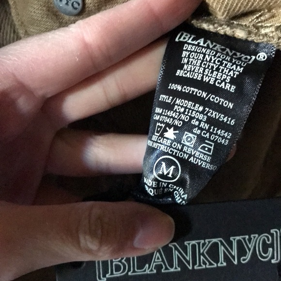 Blank NYC Cropped Jean Jacket with Puffed Sleeves - Picture 8 of 9